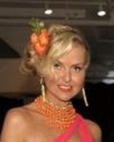 Barabara Regna Headshot