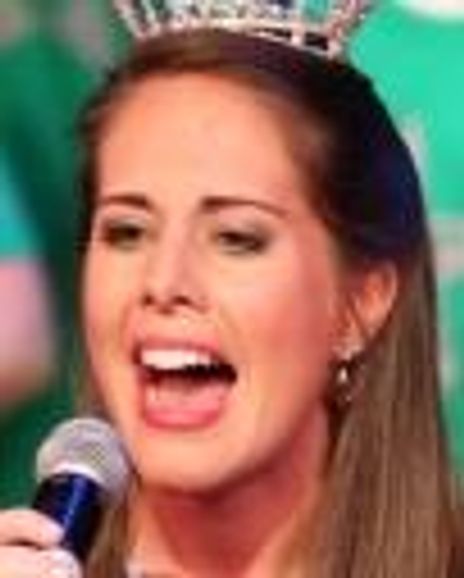 Shannon Oliver Headshot