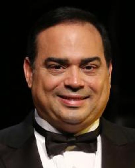 Gilberto Santa Rosa Headshot