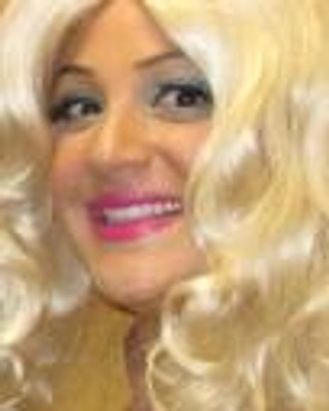 Stella Review Headshot