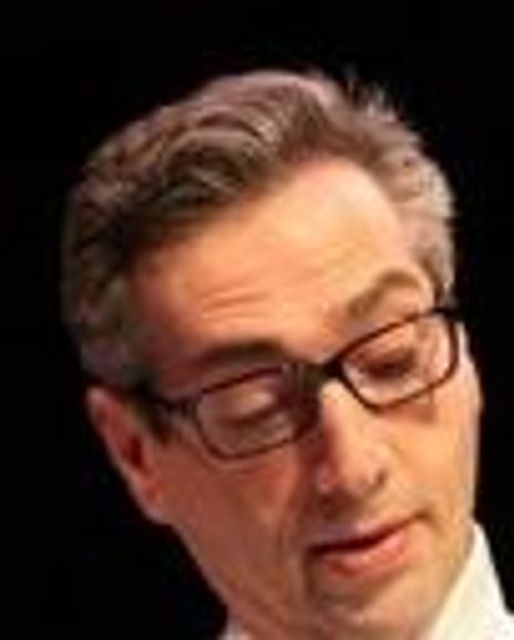 Robert Meksin Headshot