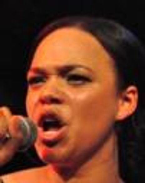 Lexy Rhoades Headshot