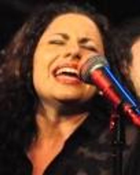 Alesandra Valea Headshot