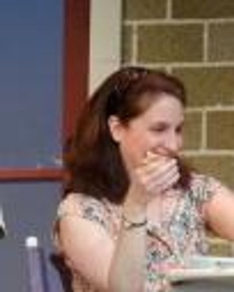 Justine Serino Headshot