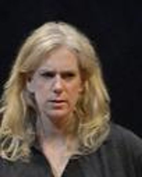 Beth Wilmurt Headshot
