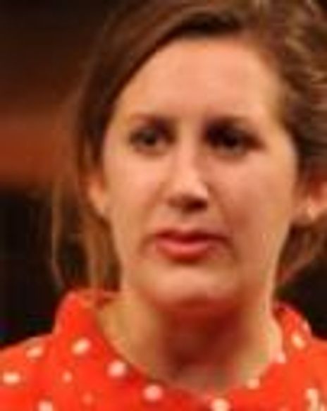 Annika Gullahorn Headshot