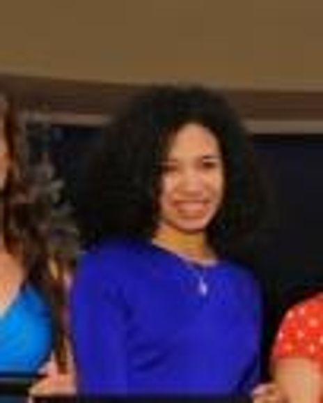 Alexis Young Headshot