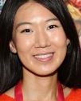 Jiehae Park Headshot