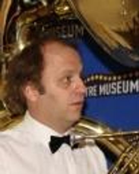 Andy Sapora Headshot