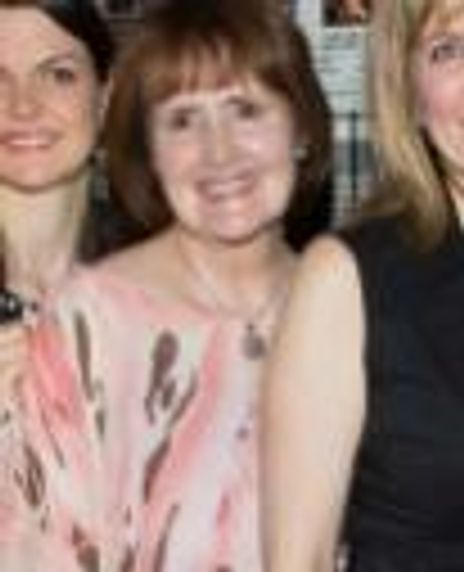 Mary J. Davis Headshot