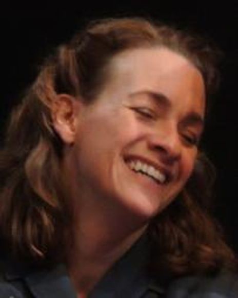 Laura Pruden Headshot