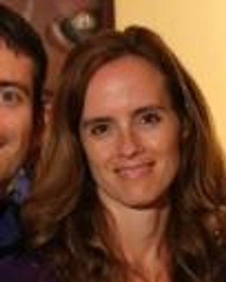 Shelley Daniels Headshot