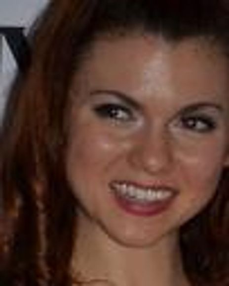 Amanda Phillips Headshot