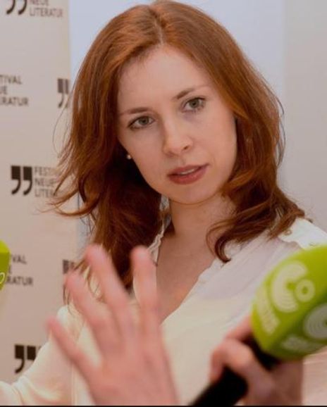 Leonie Ettinger Headshot