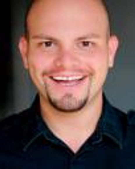 Josh Hillinger Headshot