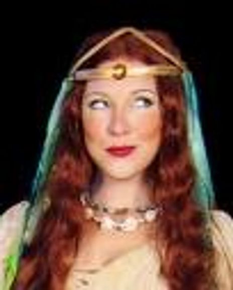 Karin Hendricks Headshot