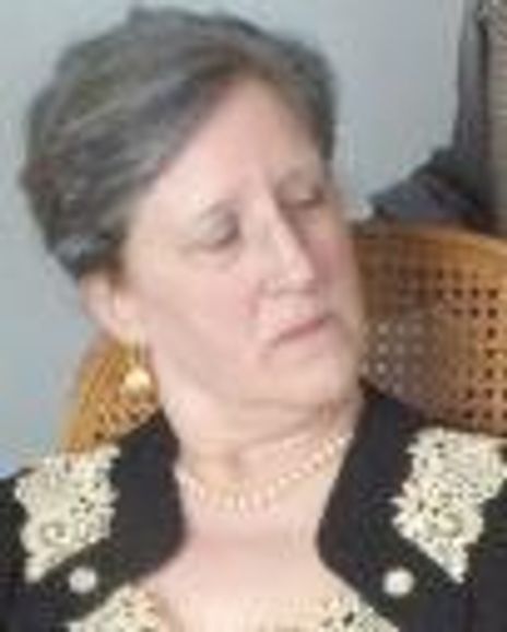 Molly Pach Johnson Headshot