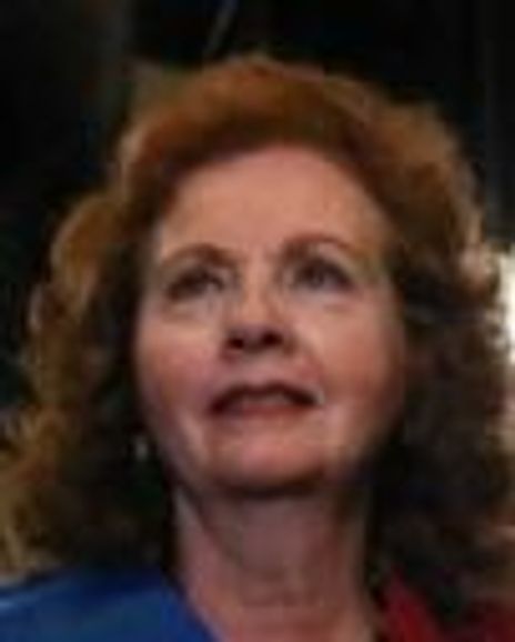 Maureen Walsh Roaldsen Headshot