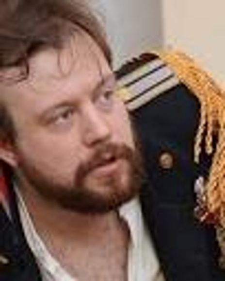 Elliot F. Fox Headshot