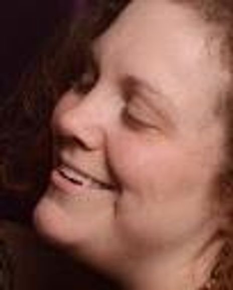 Stephanie Roosa Headshot