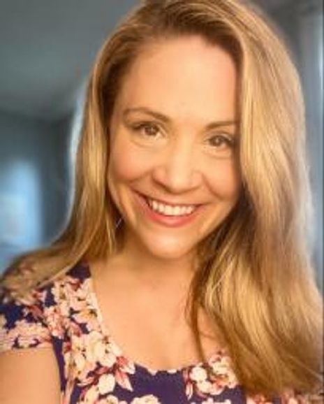 Sarah Joy Kane Headshot