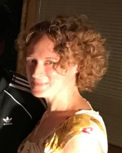 Nicole Van Giesen Headshot