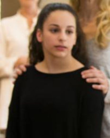 Carly Tamer Headshot