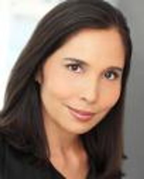 Tami Swartz Headshot