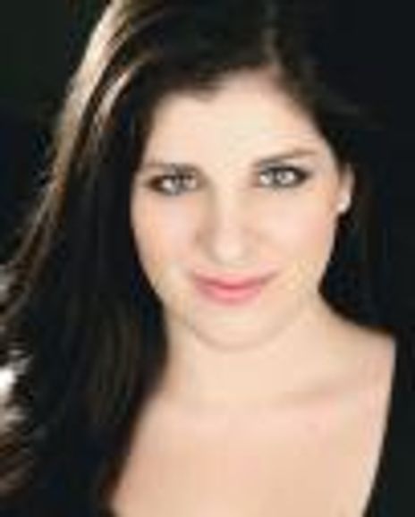 Christina Carlucci Headshot