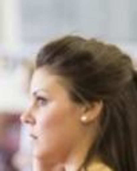Faye Brookes Headshot