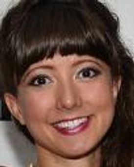 Katie Travis Headshot