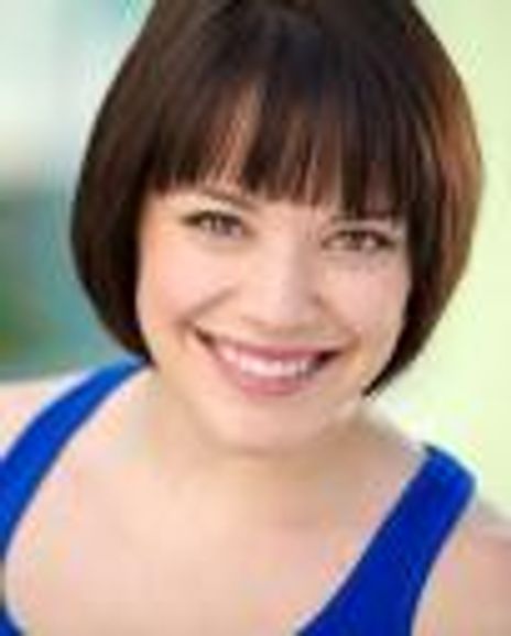 Kristina Teschner Headshot