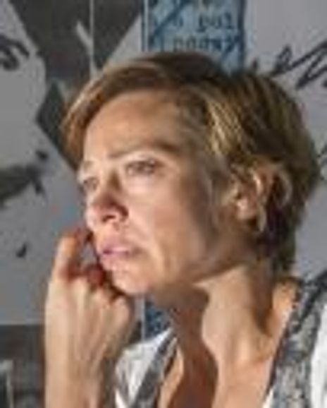 Liz Douglas Headshot