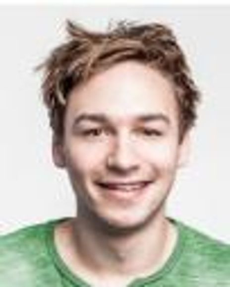 Dominik Hees Headshot