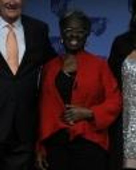 Judith Grove Allen Headshot