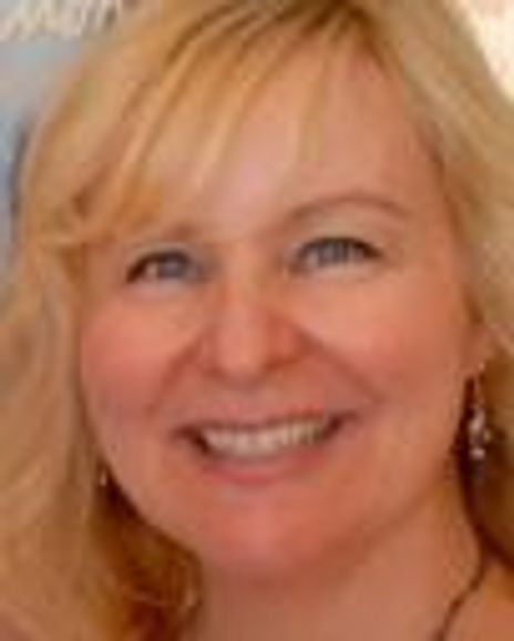 Benita Scheckel Headshot