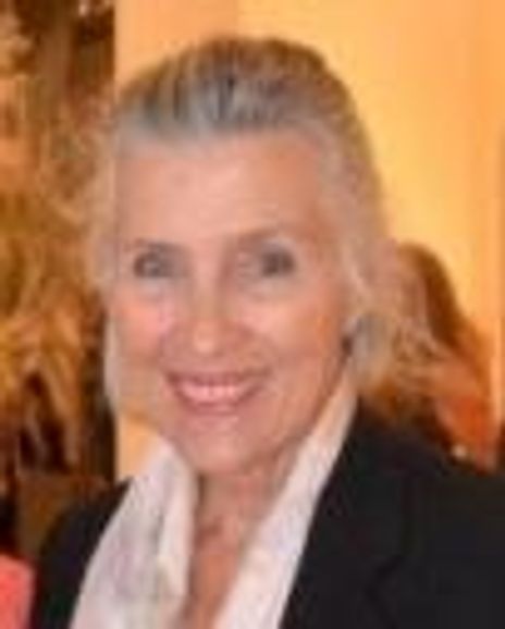 Susan Bradfield Headshot