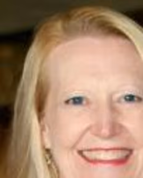 Eileen Resnick Headshot