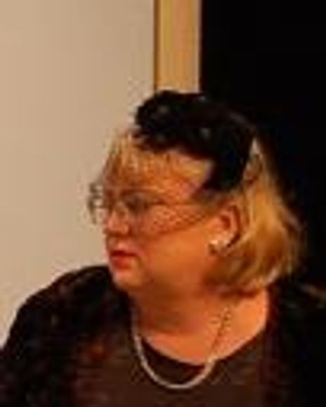 Gina Wagner Headshot