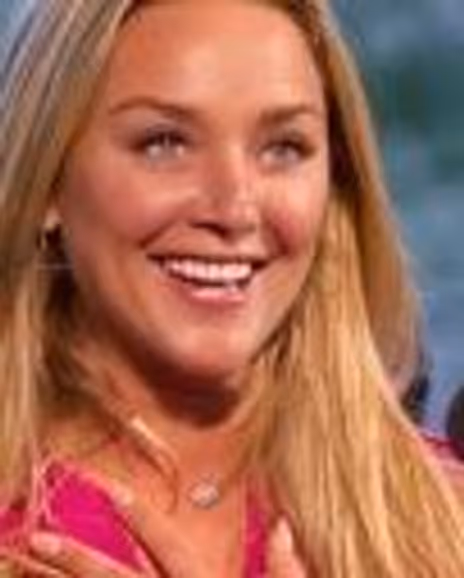 Elisabeth Rahm Headshot