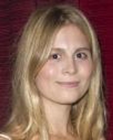 Yolanda Kettle Headshot