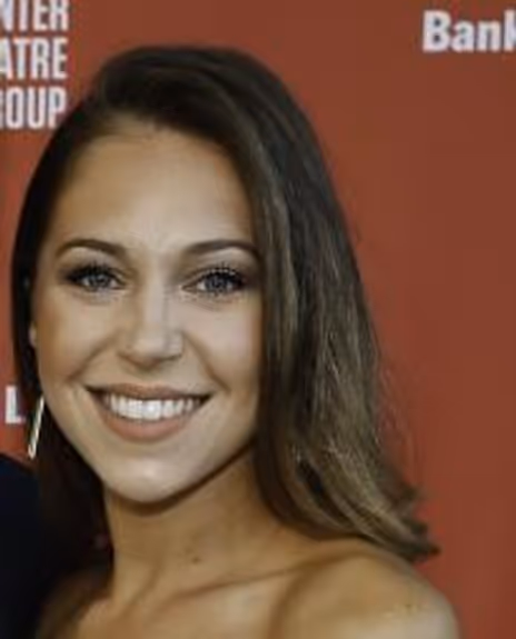 Jenna Nicole Schoen Headshot