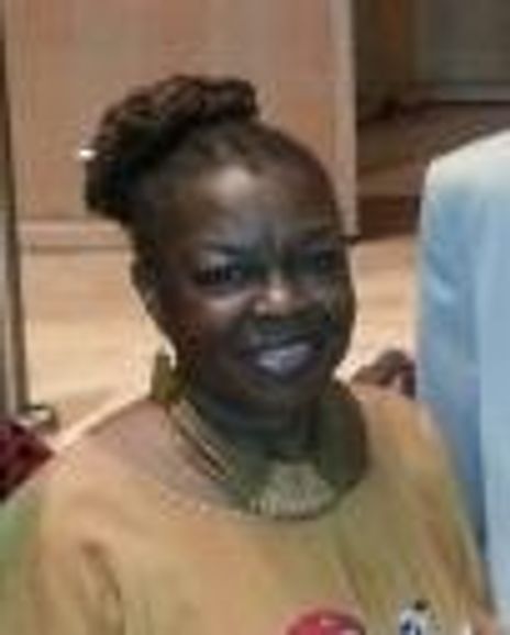 Debbie Carter Headshot