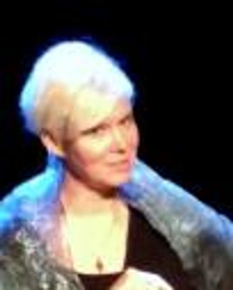 Natalie Cook Leonardt Headshot