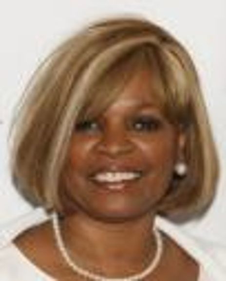 Donna Williams Headshot