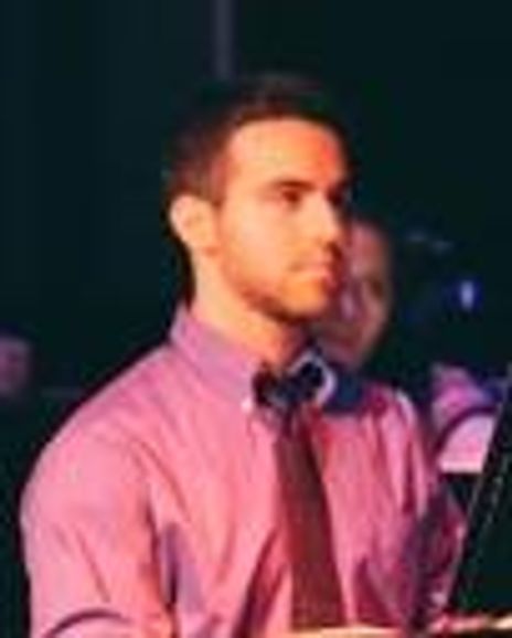 Ethan Pakchar Headshot