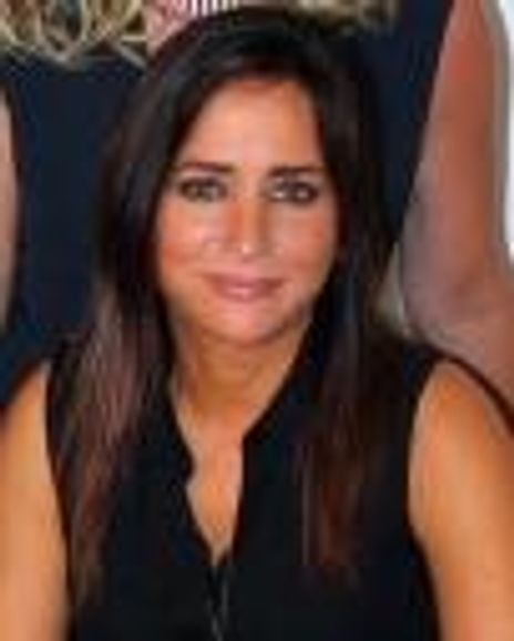 Pamela Adlon Headshot