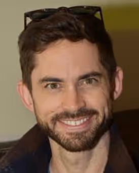 Stephen Hernandez Headshot