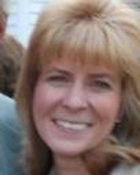 Linda Kabot Headshot
