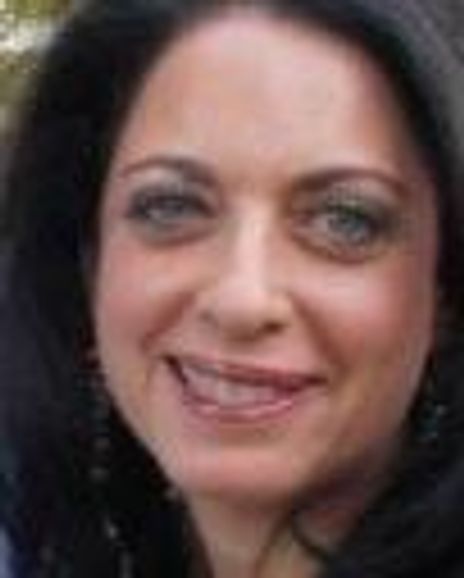 Ivy Dressler Headshot
